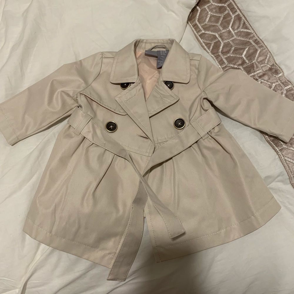Tahari Coat size 0-3 months